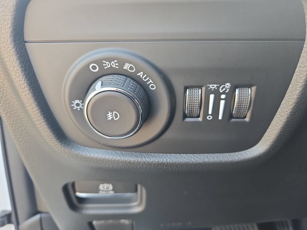 New 2026 Jeep Grand Cherokee Limited AWD/4WD image 29