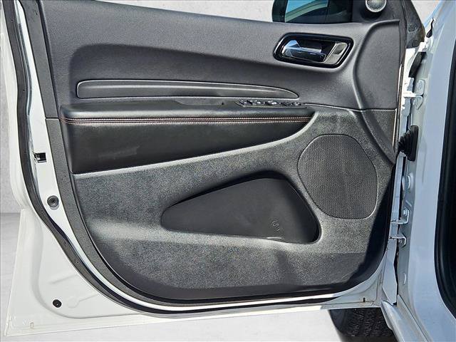 Used 2025 Dodge Durango GT w/ Blacktop Package RWD image 9