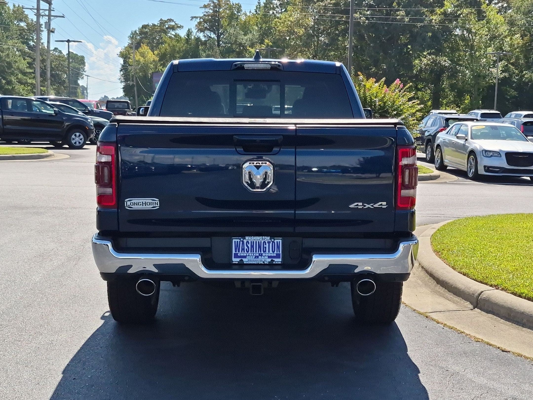 Used 2024 RAM 1500 Limited AWD/4WD image 6