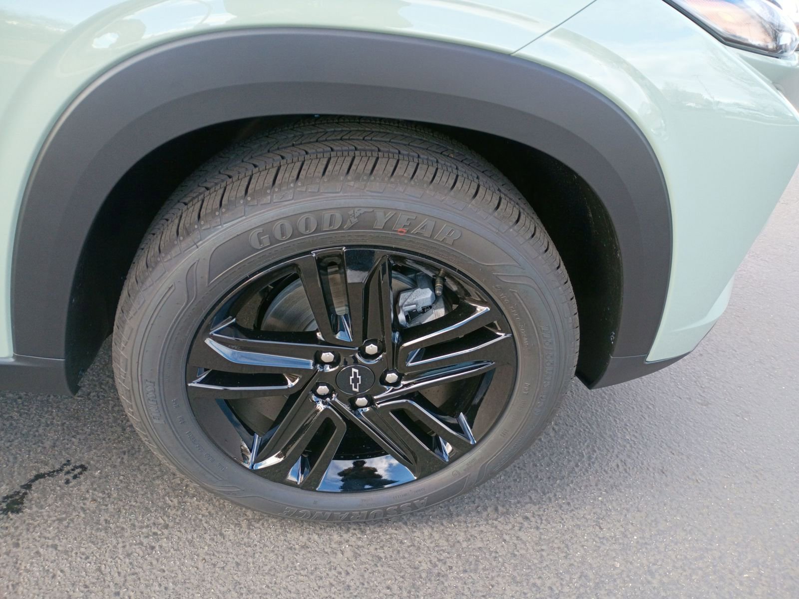 New 2026 Chevrolet Trax ACTIV w/ Sunroof Package image 19