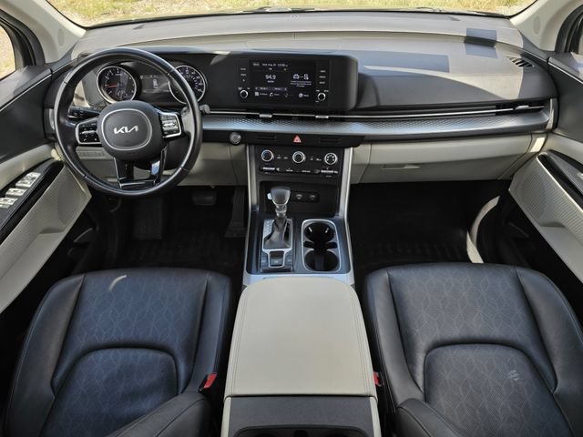 Certified 2022 Kia Carnival LX FWD image 20