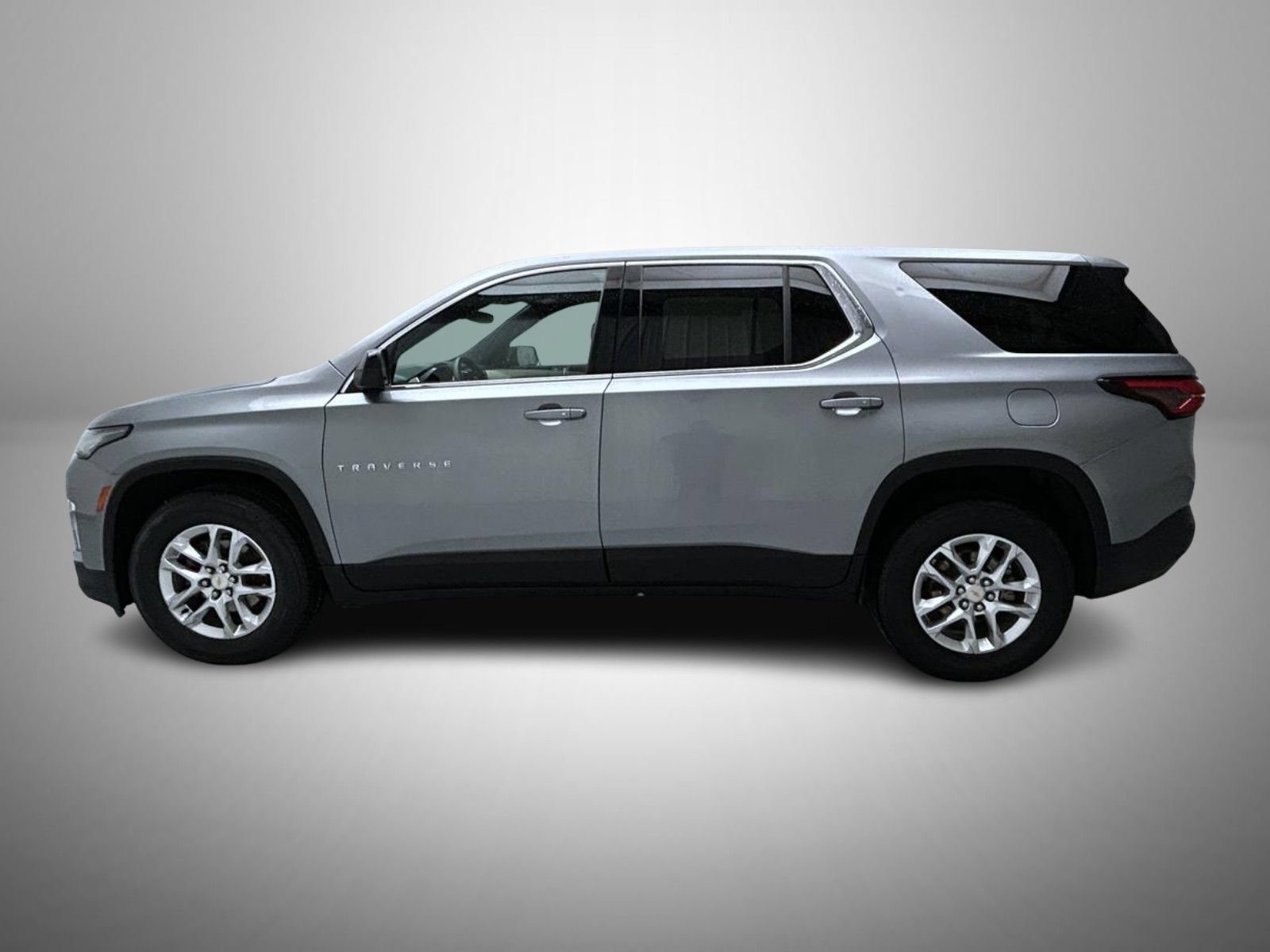 Used 2023 Chevrolet Traverse LS w/ LPO, Cargo Package AWD/4WD image 8
