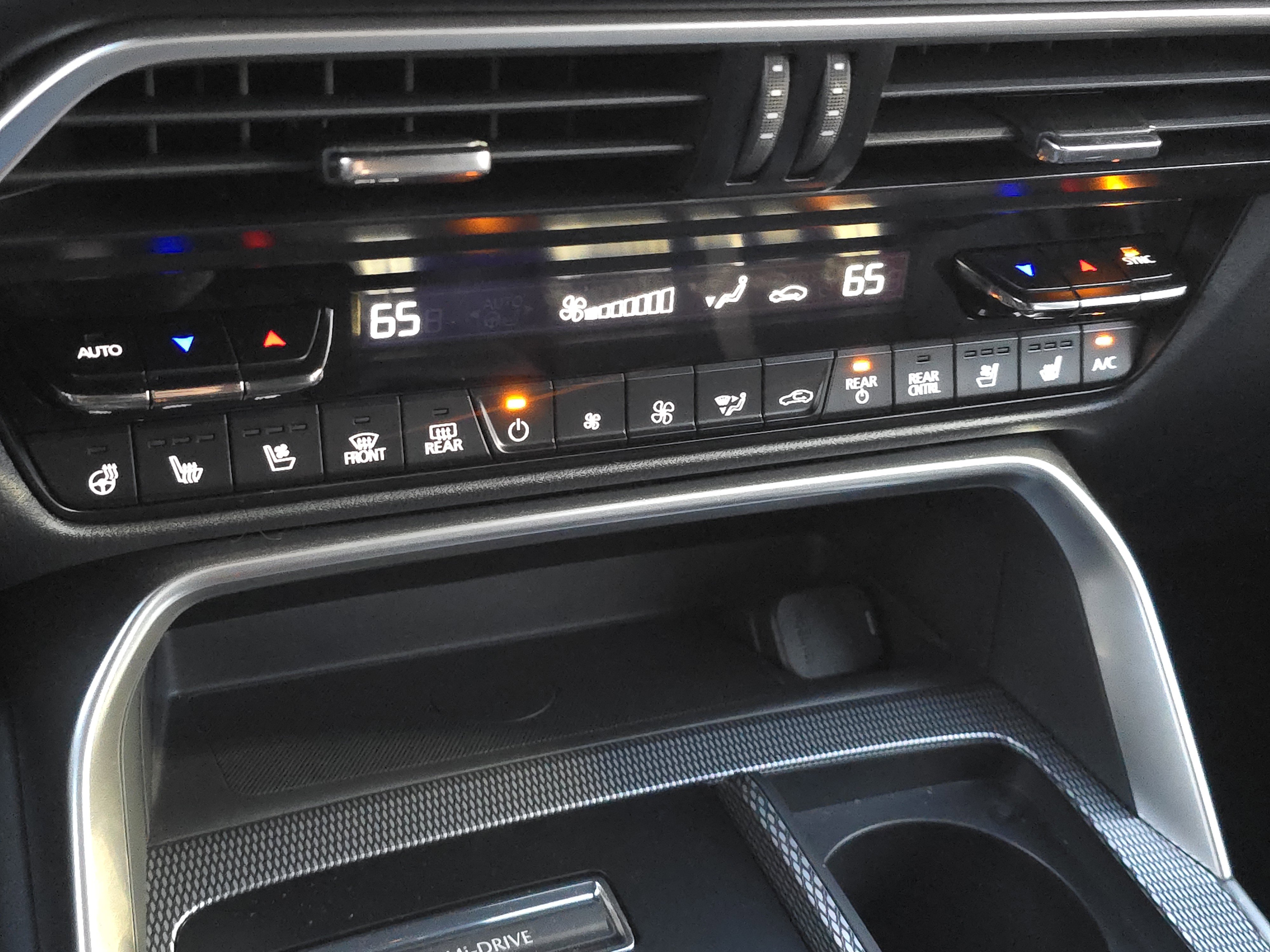 Used 2025 MAZDA CX-70 3.3 Turbo S w/ Premium Package image 22