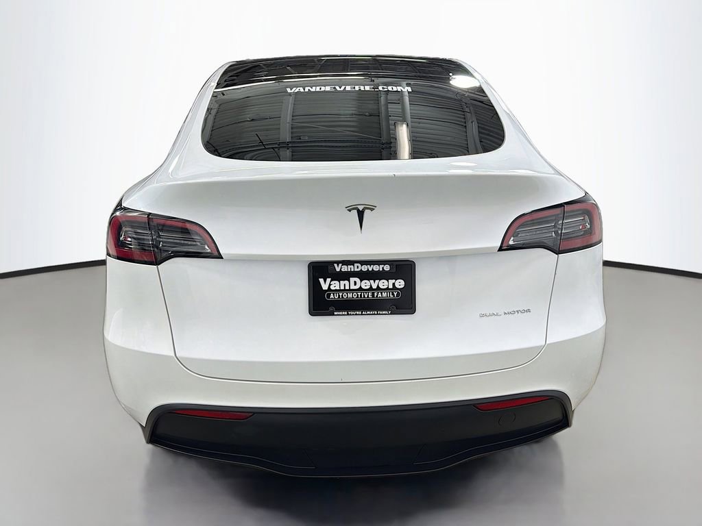Used 2023 Tesla Model Y Long Range AWD/4WD image 9