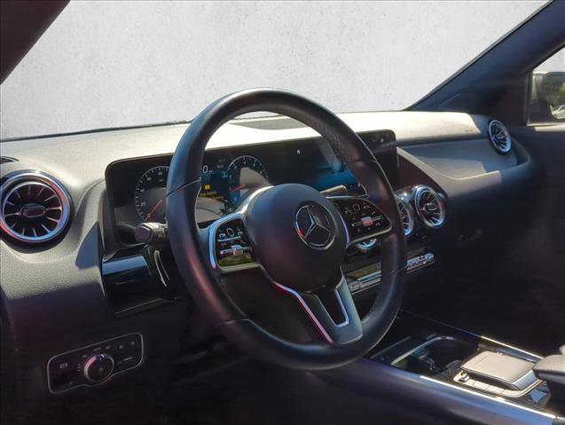 Used 2022 Mercedes-Benz GLA 250 w/ Premium Package Lite image 10