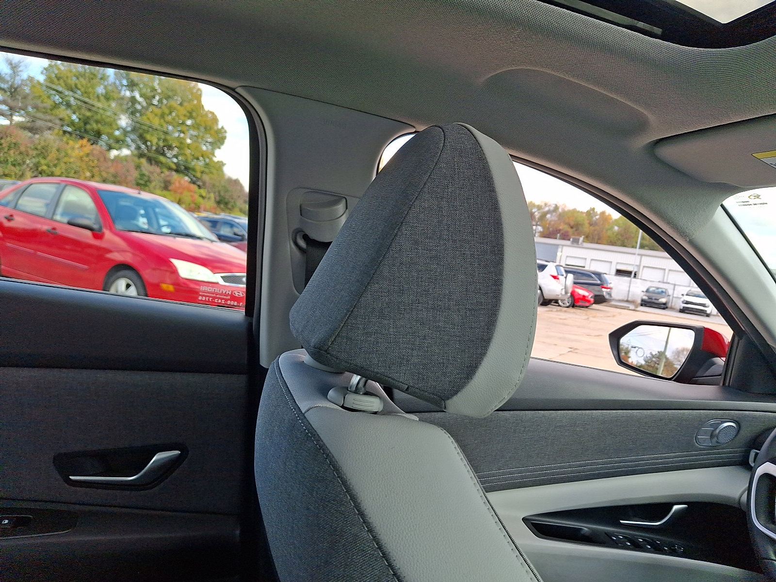 Certified 2023 Hyundai Elantra Limited image 13