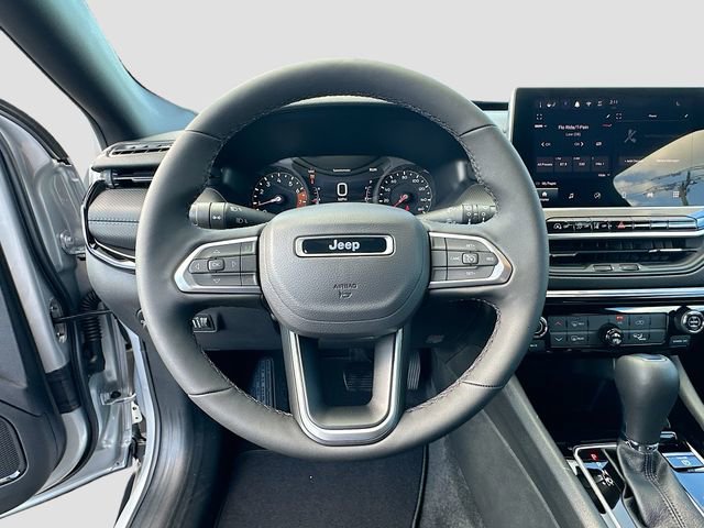 New 2026 Jeep Compass Latitude image 7