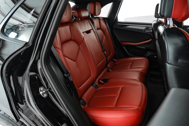 Used 2021 Porsche Macan image 27