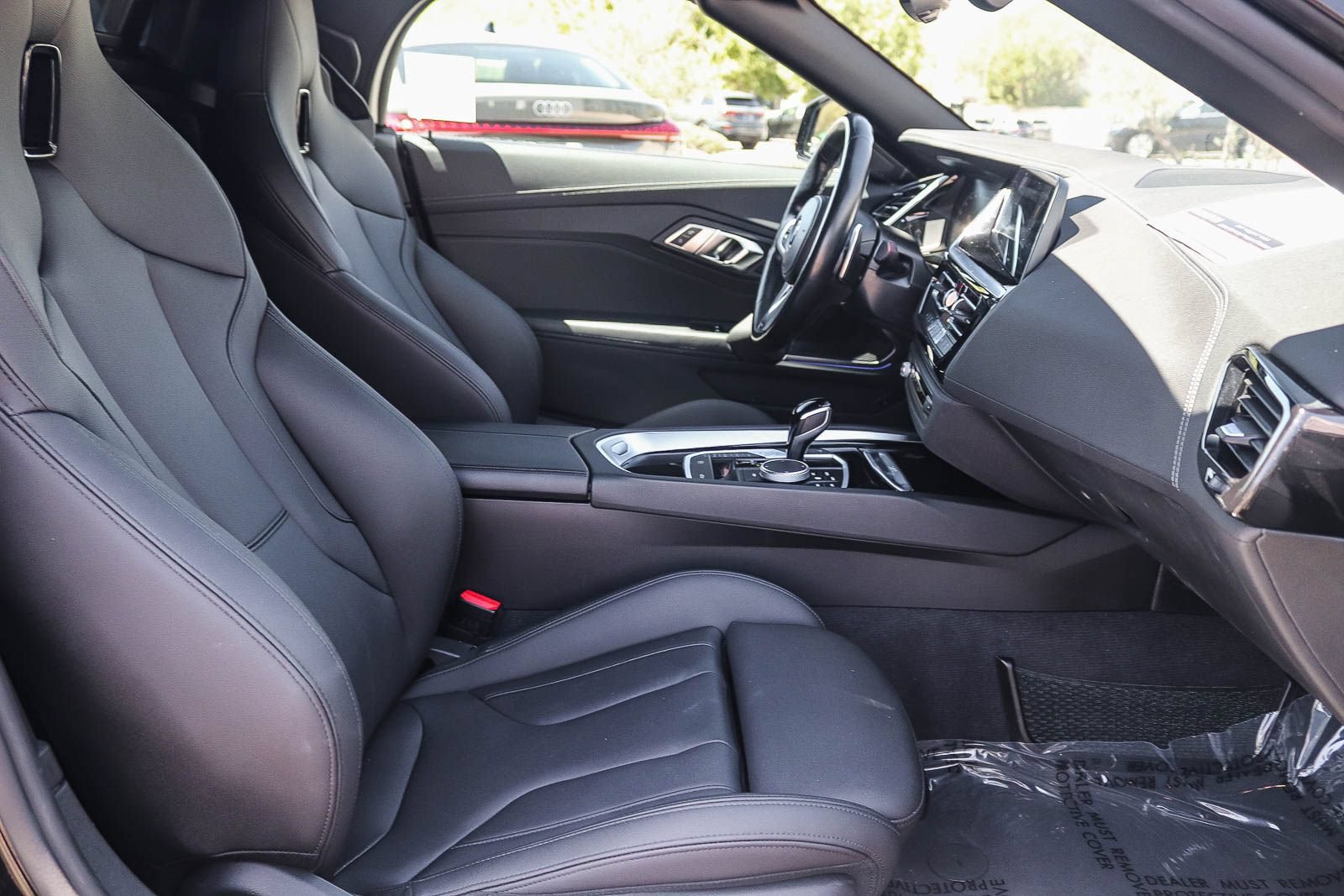 Used 2022 BMW Z4 M40i w/ Driving Assistance Package RWD image 17