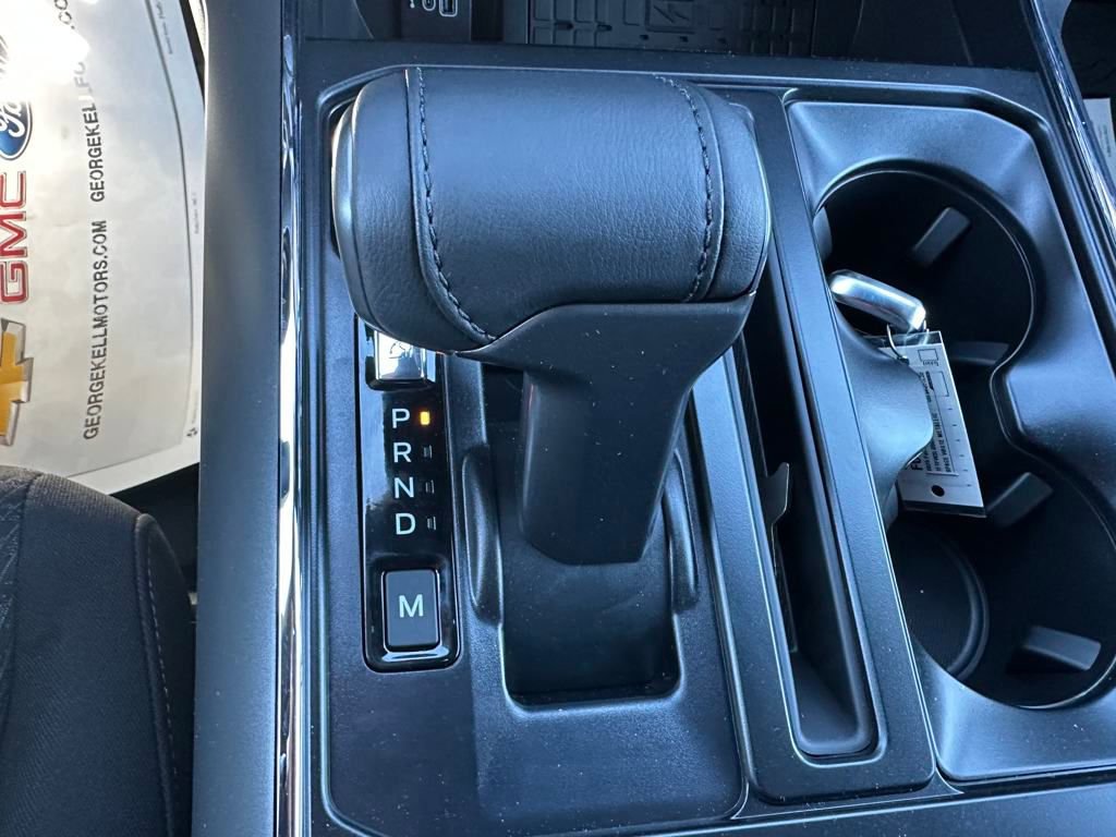 New 2025 Ford F150 XLT w/ Equipment Group 302A MID image 14