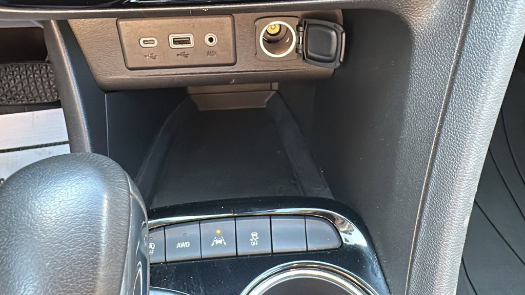 Used 2023 Buick Encore GX Select image 21
