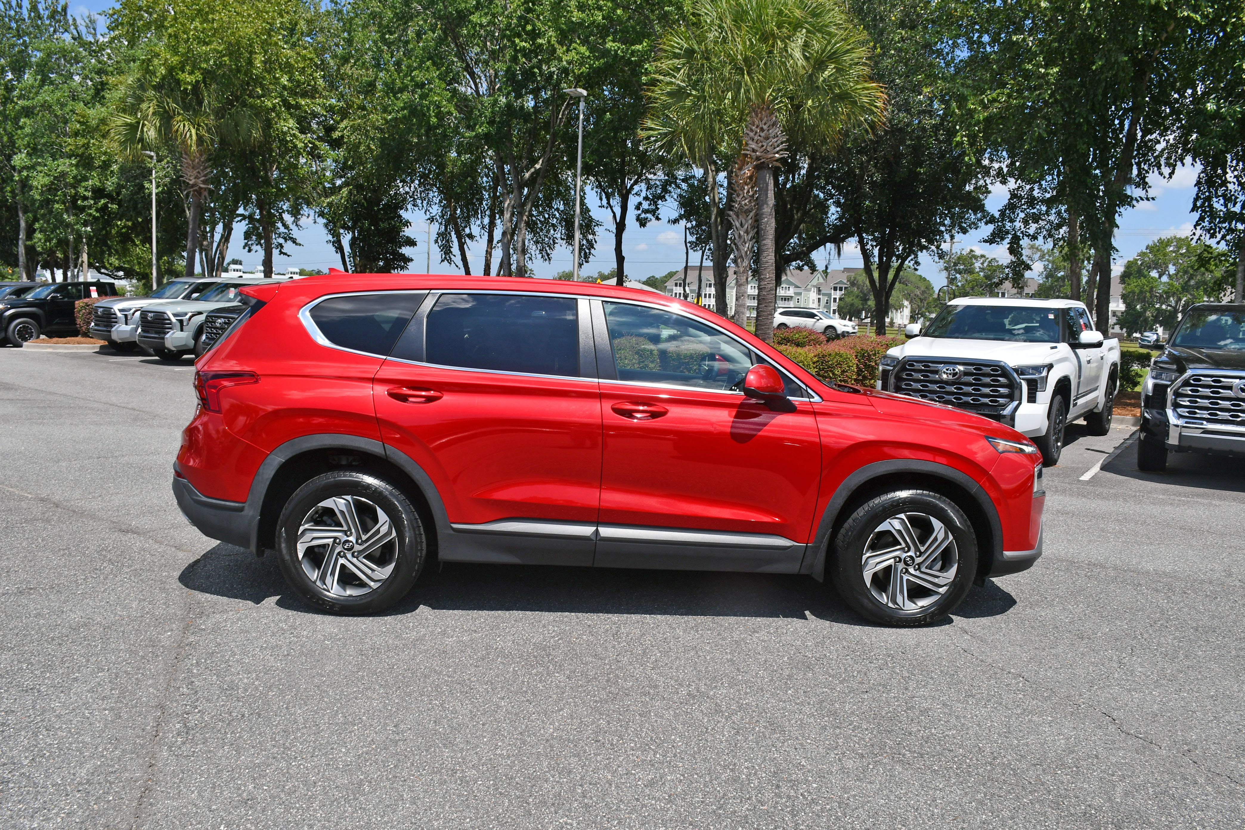 Used 2021 Hyundai Santa Fe SE FWD image 5