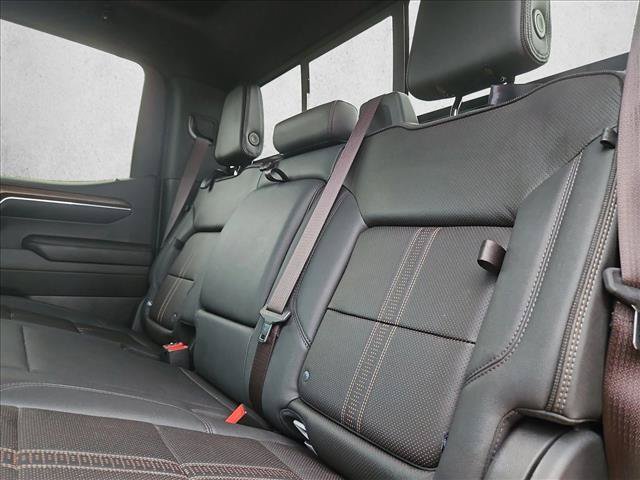 Used 2023 Chevrolet Silverado 1500 High Country w/ Z71 Off-Road Package AWD/4WD image 19