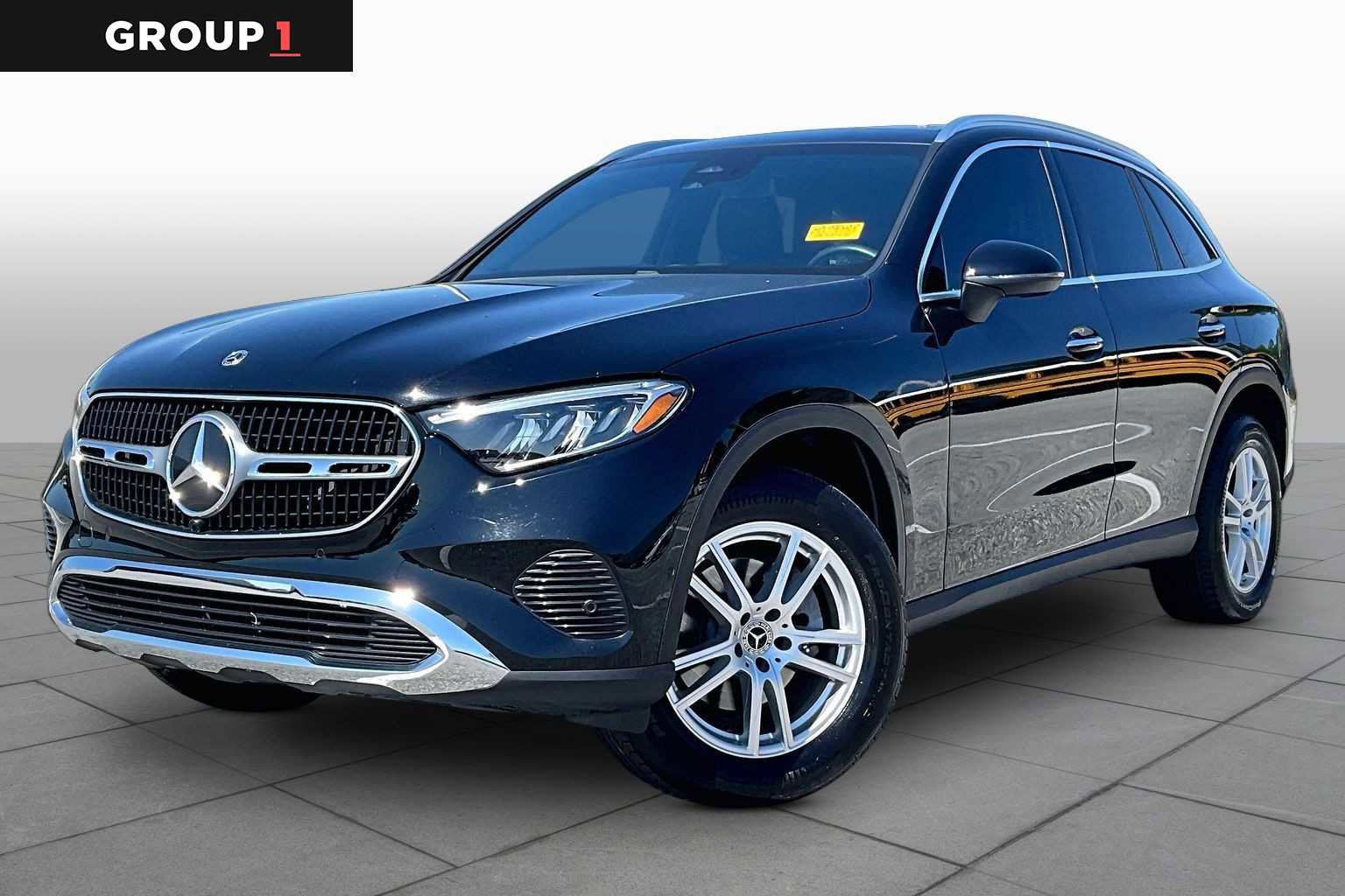 Used 2025 Mercedes-Benz GLC 300 image 1