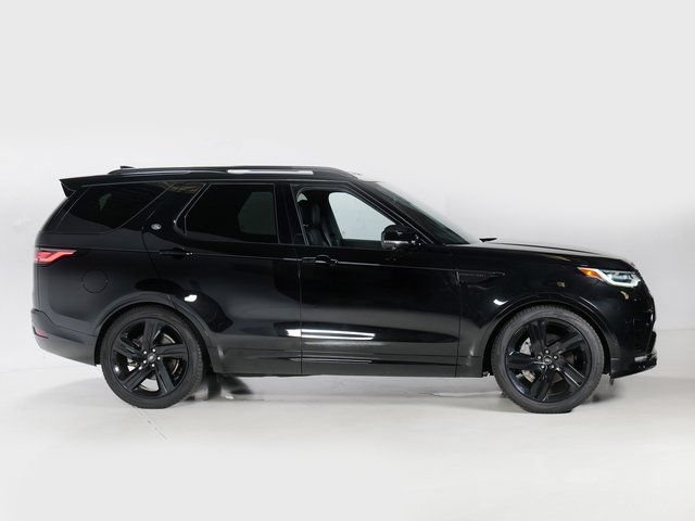 Certified 2025 Land Rover Discovery Dynamic SE AWD/4WD image 32