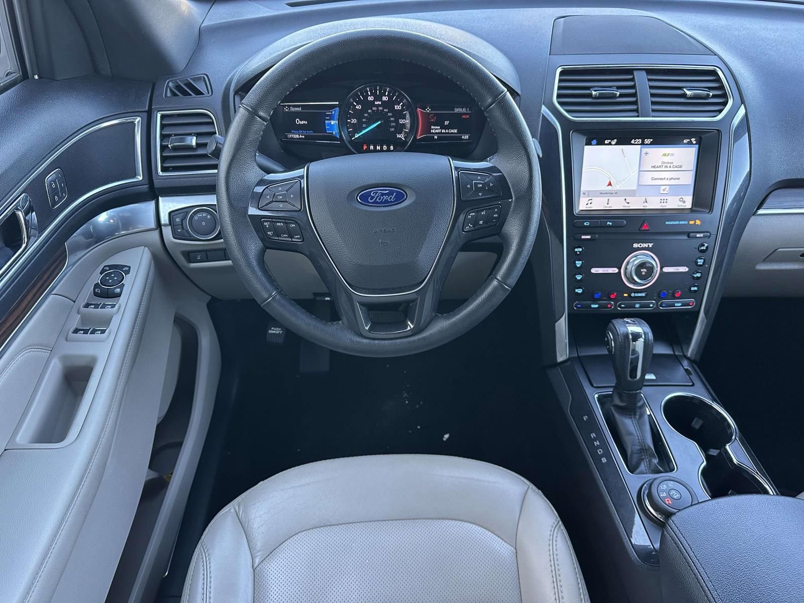 Used 2019 Ford Explorer Limited AWD/4WD image 8