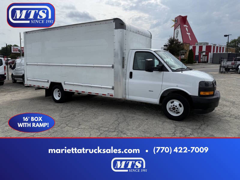Used 2021 GMC Savana 3500 Extended w/ Power Convenience Package RWD image 1