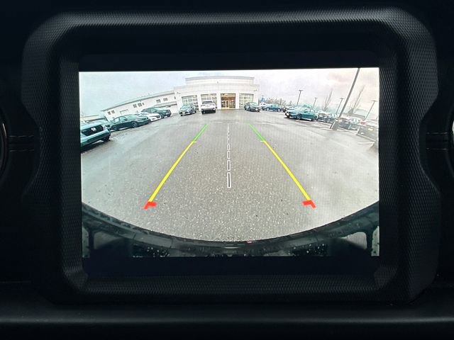 Used 2021 Jeep Wrangler Unlimited Sahara image 29