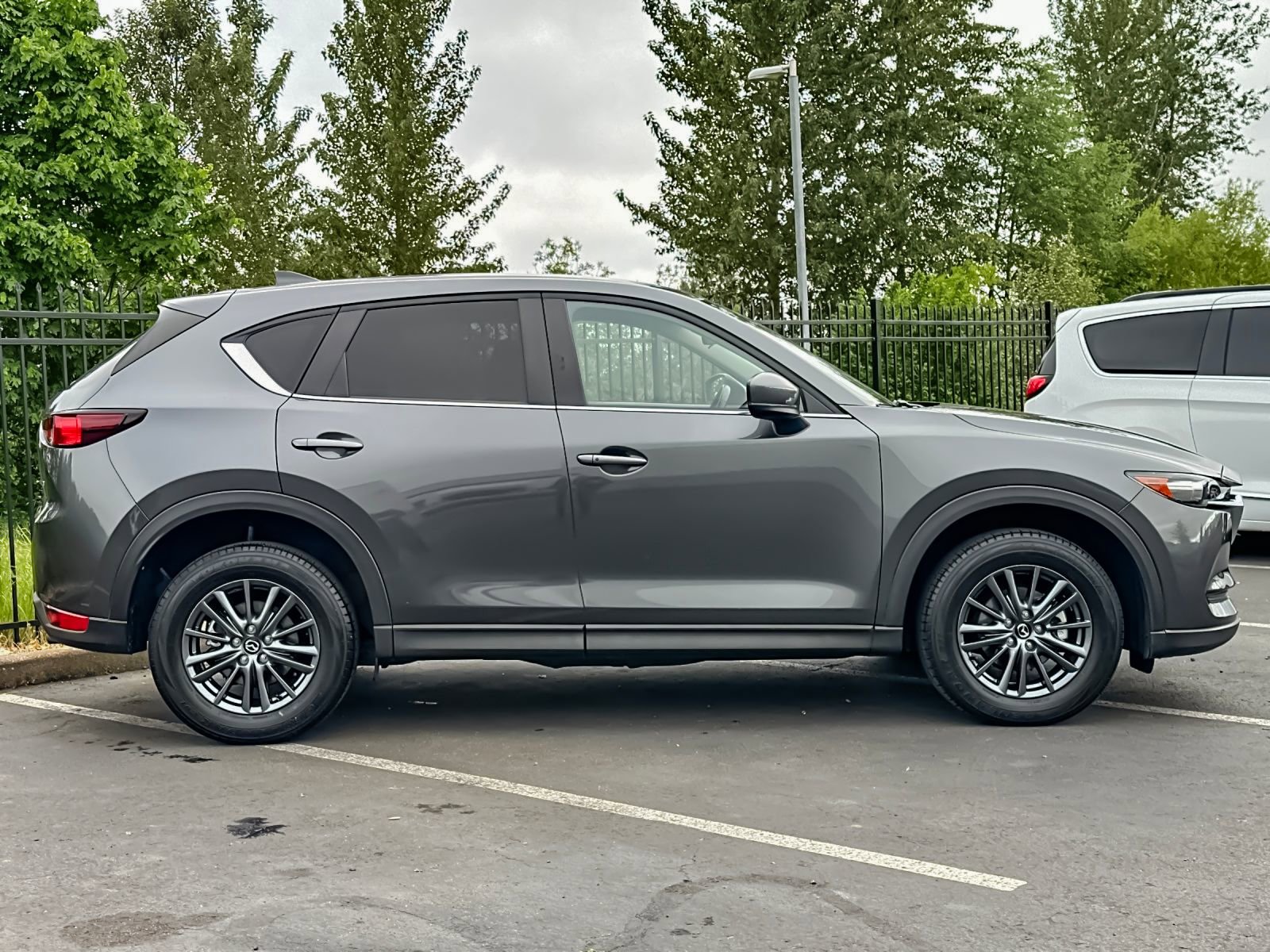 Used 2021 MAZDA CX-5 Touring AWD/4WD image 2