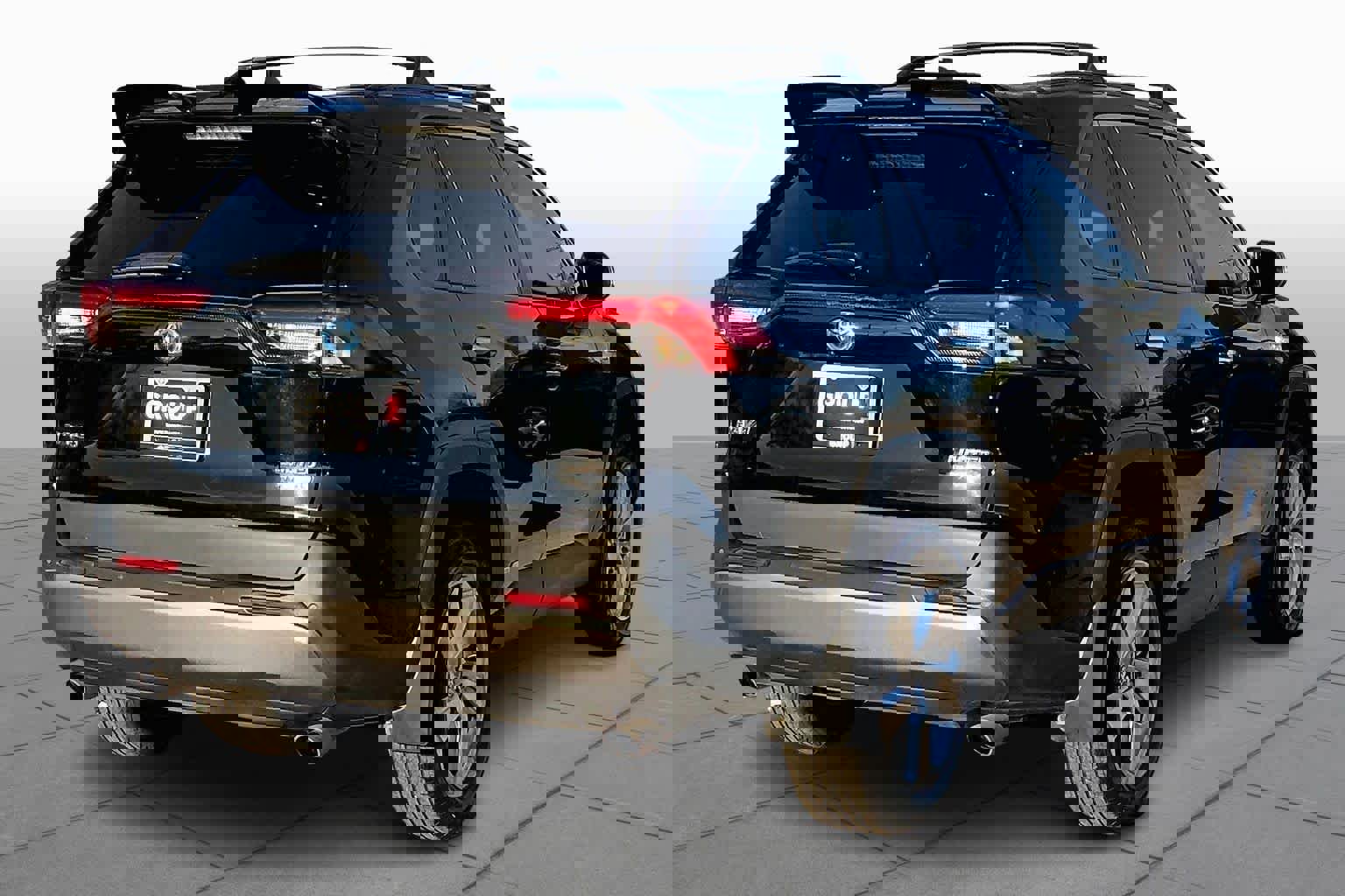 Used 2021 Toyota RAV4 Limited image 13