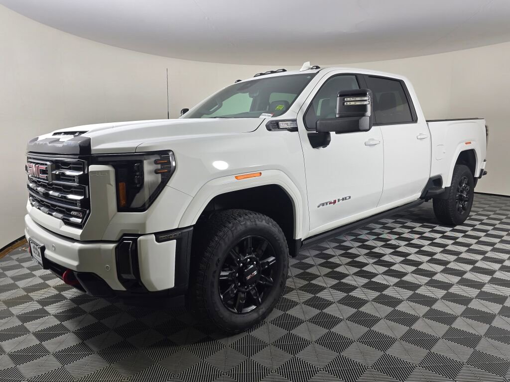 Used 2024 GMC Sierra 2500 AT4 w/ AT4 Premium Plus Package image 6