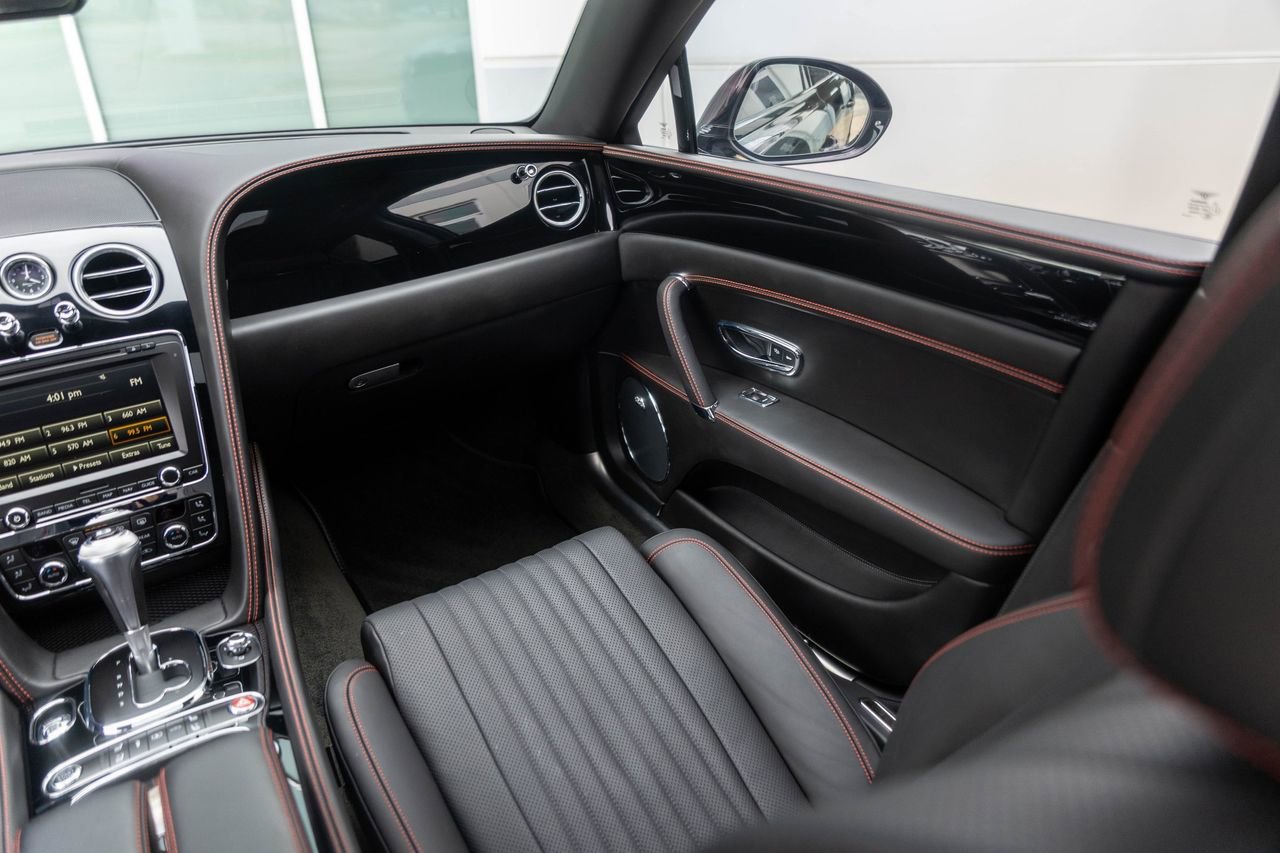 Used 2018 Bentley Flying Spur S V8 AWD/4WD image 46
