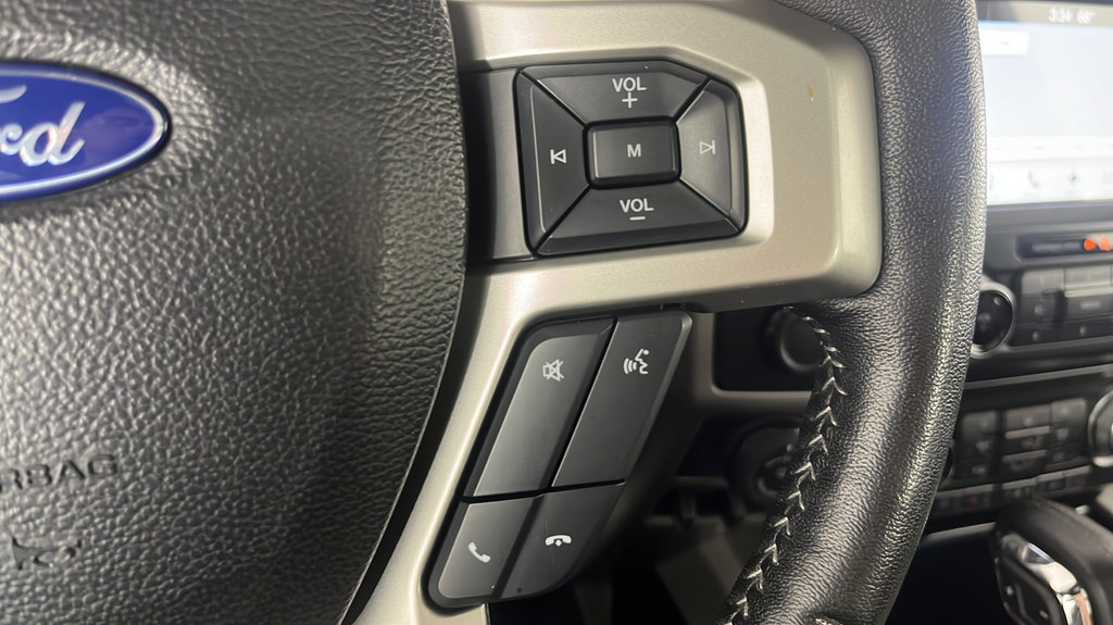 Used 2017 Ford F150 Lariat w/ Equipment Group 502A Luxury AWD/4WD image 27