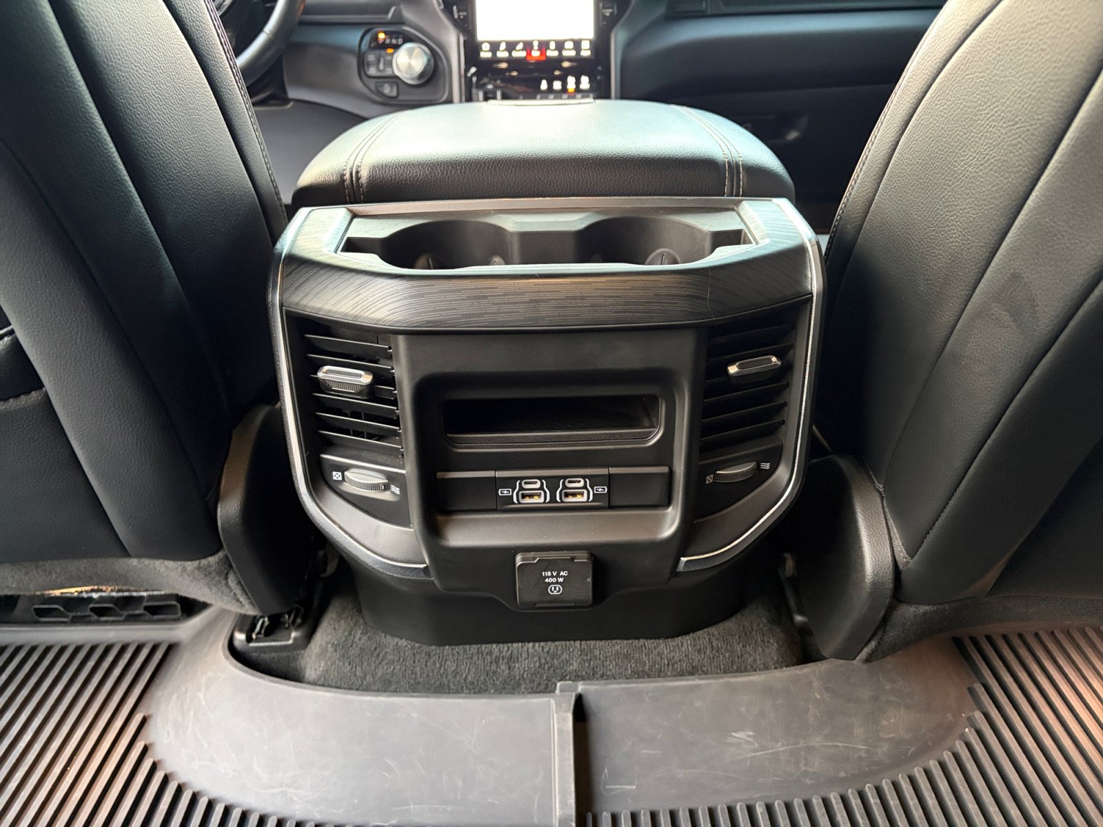 Used 2023 RAM 1500 Laramie AWD/4WD image 32