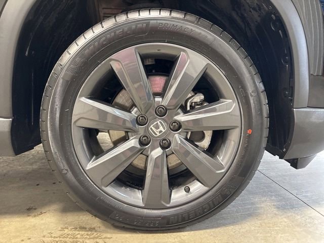 Certified 2025 Honda Pilot Sport image 11