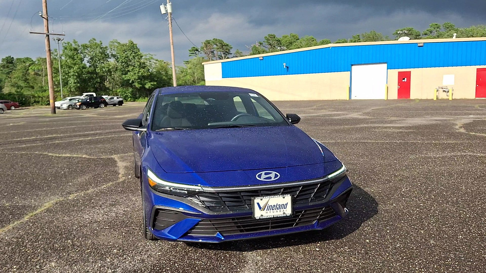 Used 2025 Hyundai Elantra Sport FWD image 3