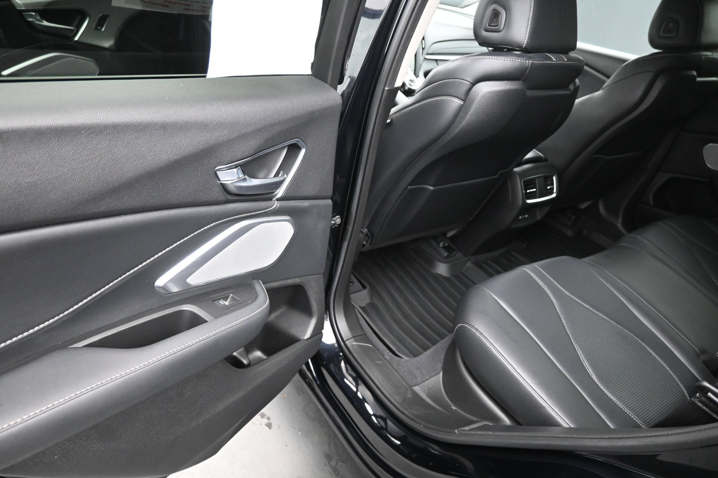 Used 2022 Acura RDX w/ Technology Package FWD image 19