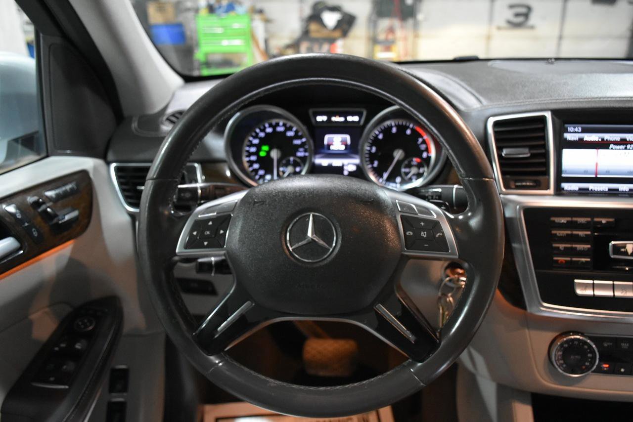 Used 2013 Mercedes-Benz GL 450 4MATIC w/ Premium 1 Pkg image 14