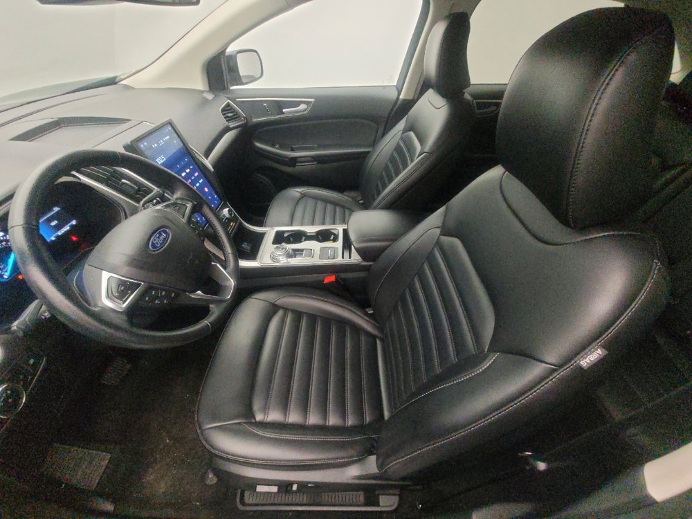Used 2024 Ford Edge SEL image 17