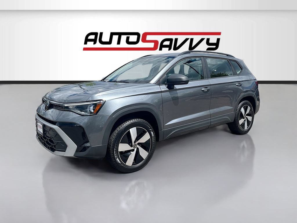 Used 2025 Volkswagen Taos S AWD/4WD image 3