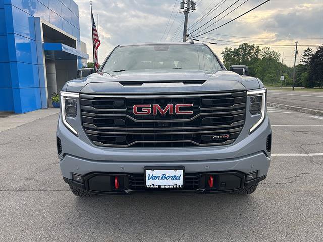 Certified 2024 GMC Sierra 1500 AT4 w/ Technology Package AWD/4WD image 8