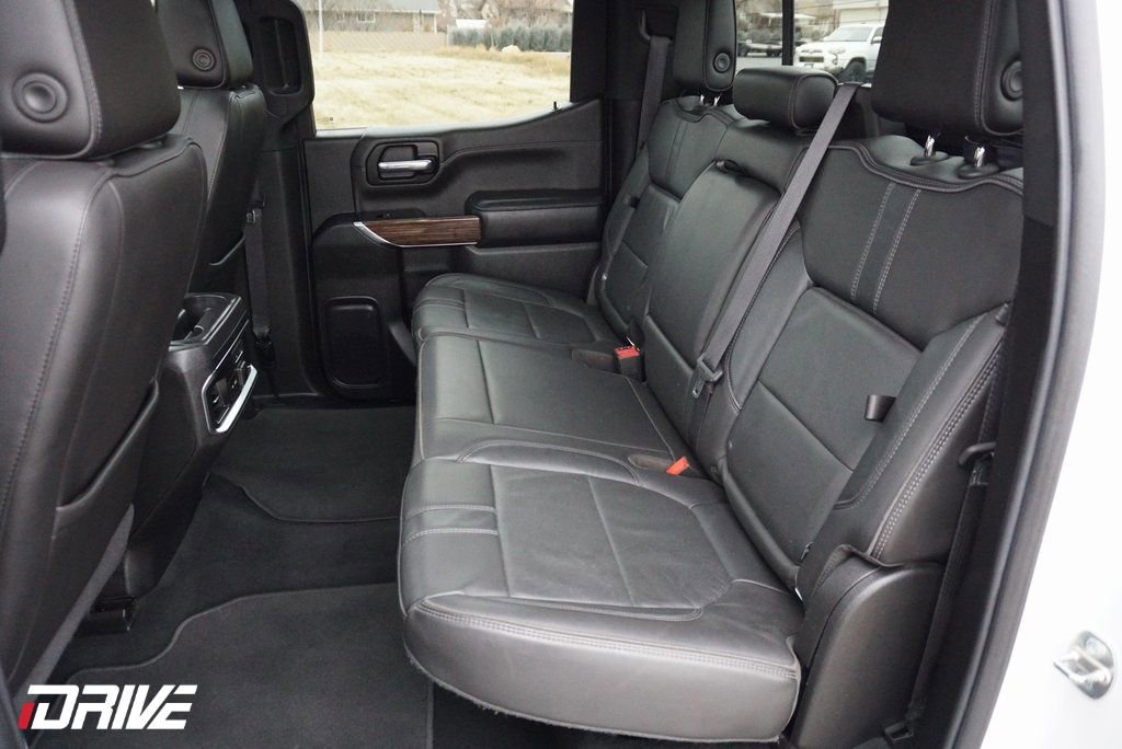 Used 2019 Chevrolet Silverado 1500 High Country image 38