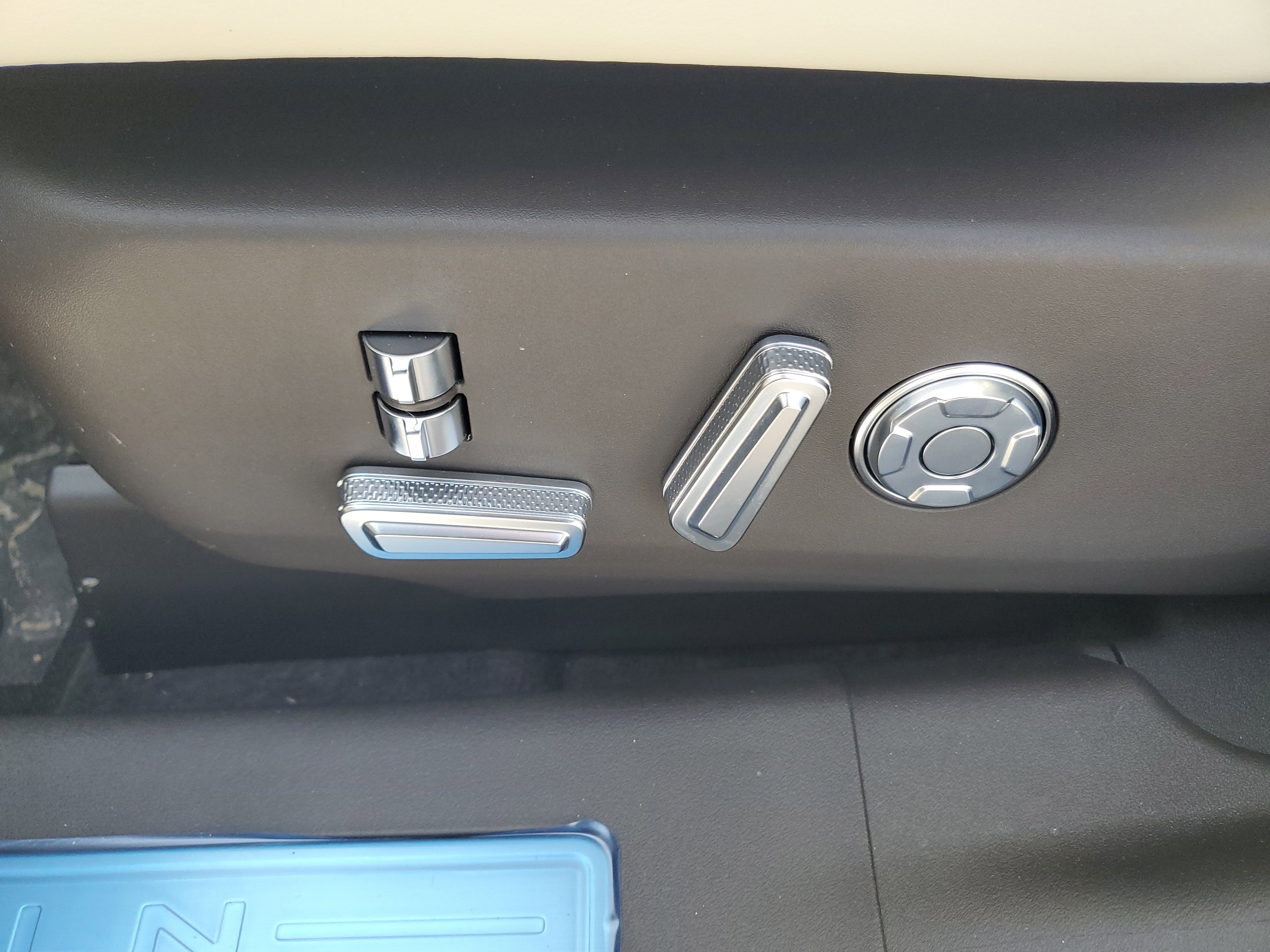 New 2026 Lincoln Nautilus Black Label image 12