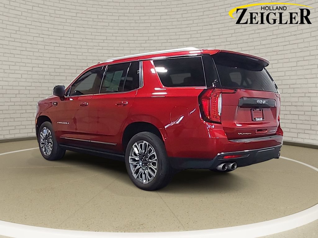 Used 2024 GMC Yukon Denali Ultimate AWD/4WD image 7