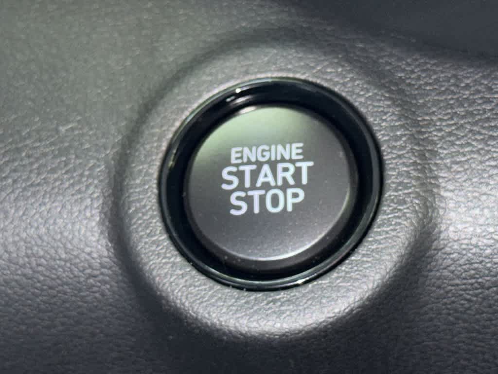 New 2026 Hyundai Venue SEL FWD image 17