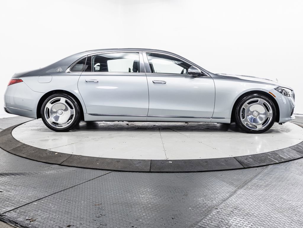 Certified 2024 Mercedes-Benz Maybach S 580 4MATIC image 38
