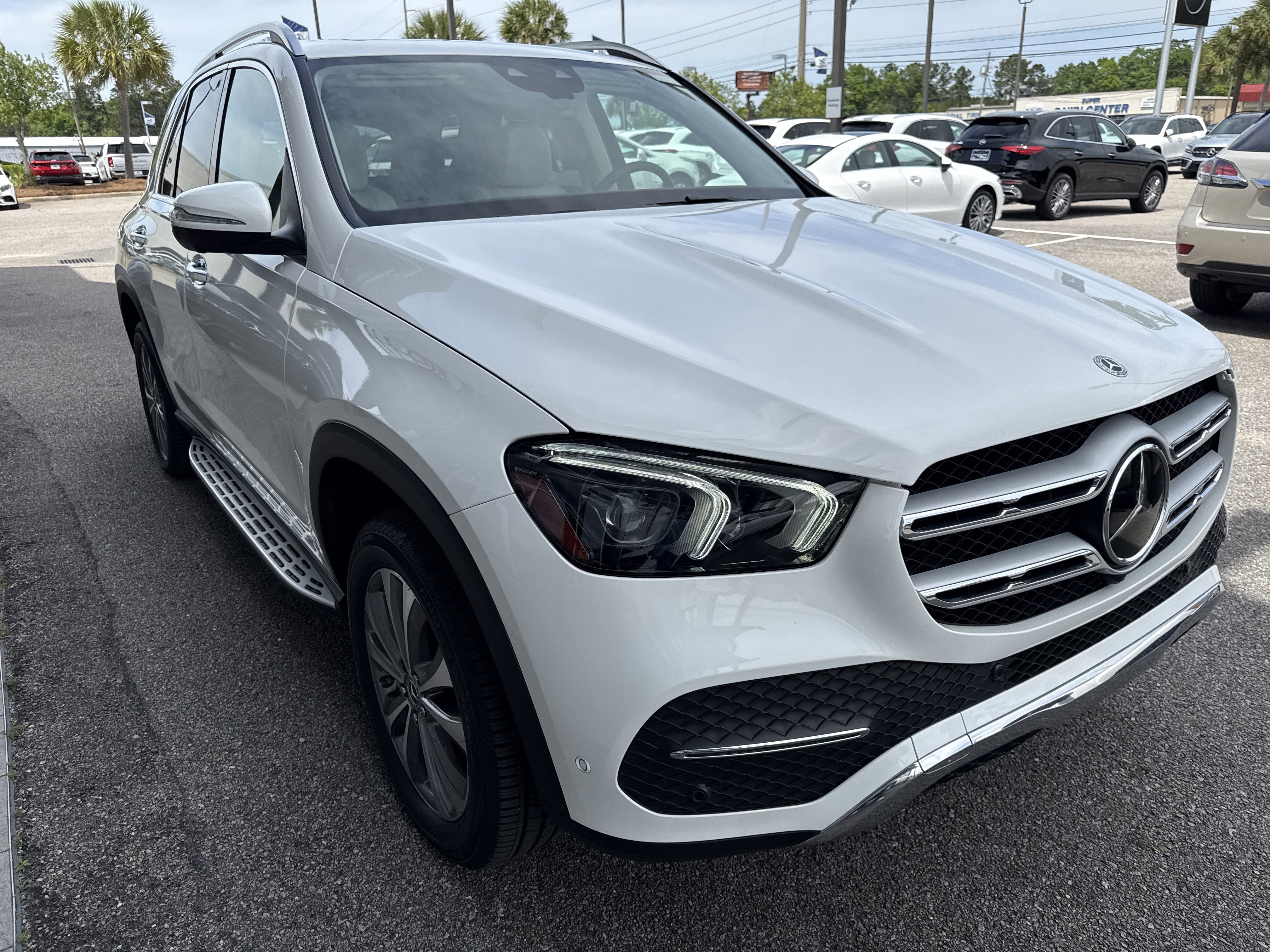 Used 2023 Mercedes-Benz GLE 450 4MATIC image 5