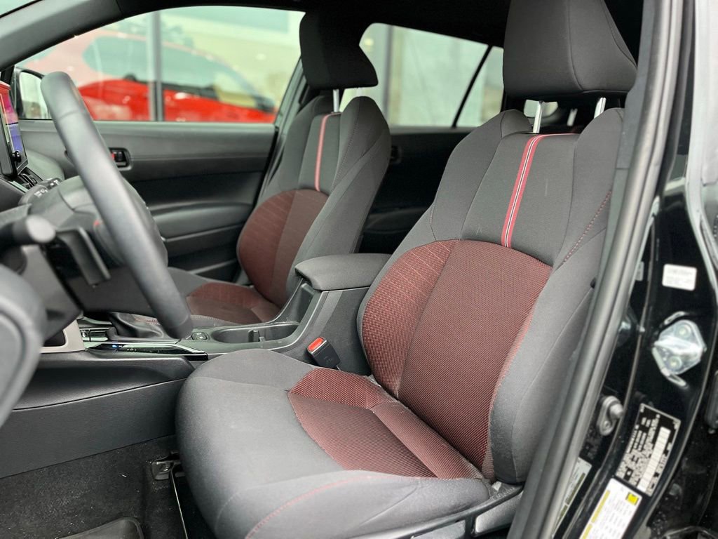 Used 2024 Toyota Corolla Cross AWD Hybrid image 5