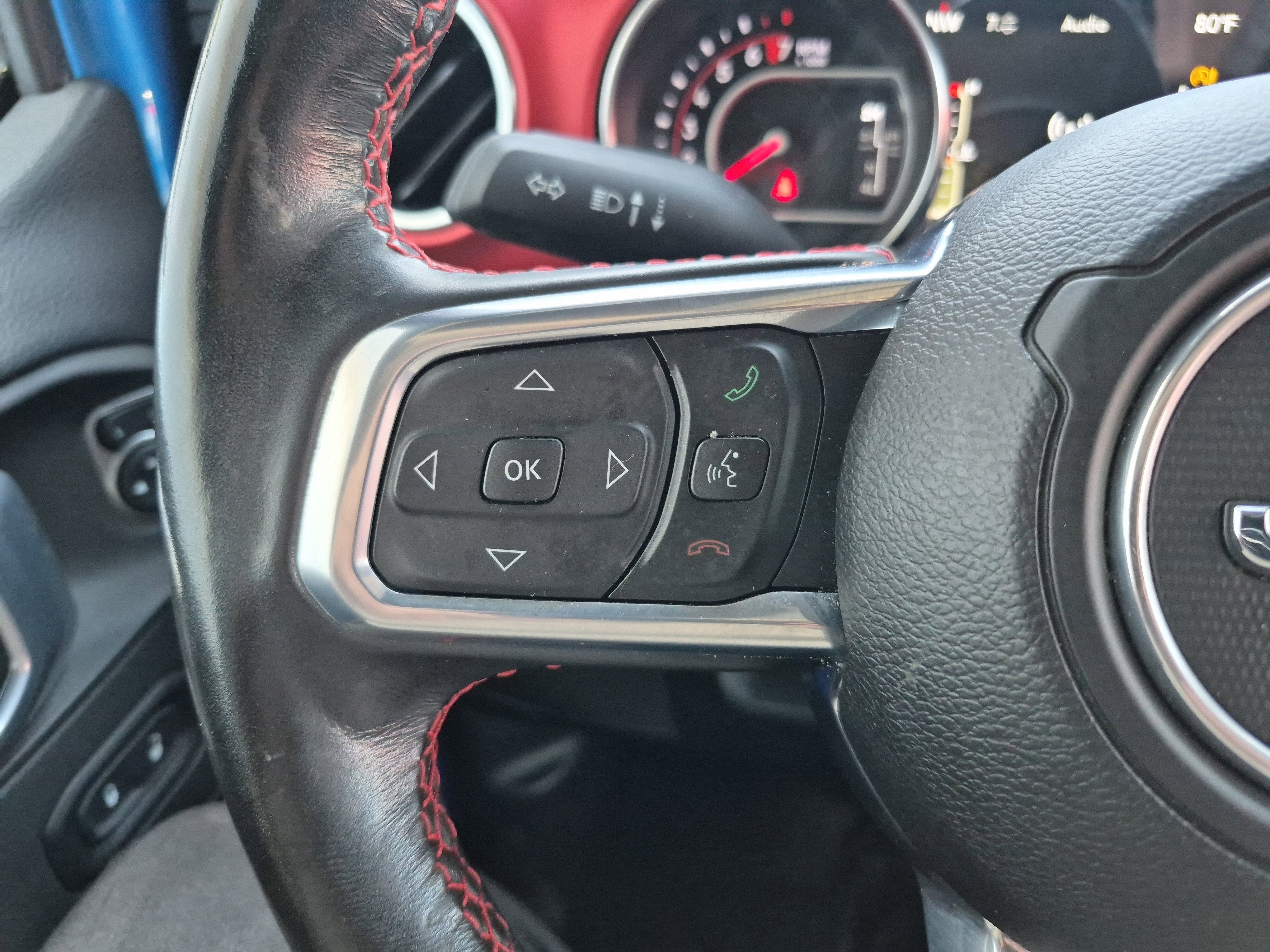 Used 2022 Jeep Gladiator Rubicon w/ Cold Weather Group AWD/4WD image 23