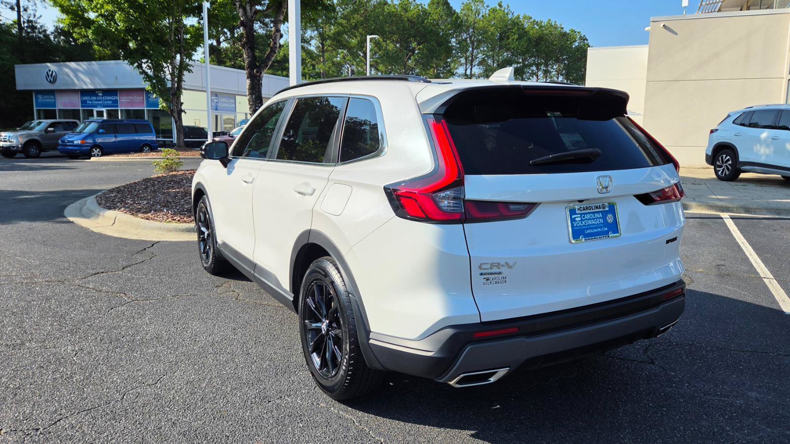 Used 2025 Honda CR-V Sport-L image 3
