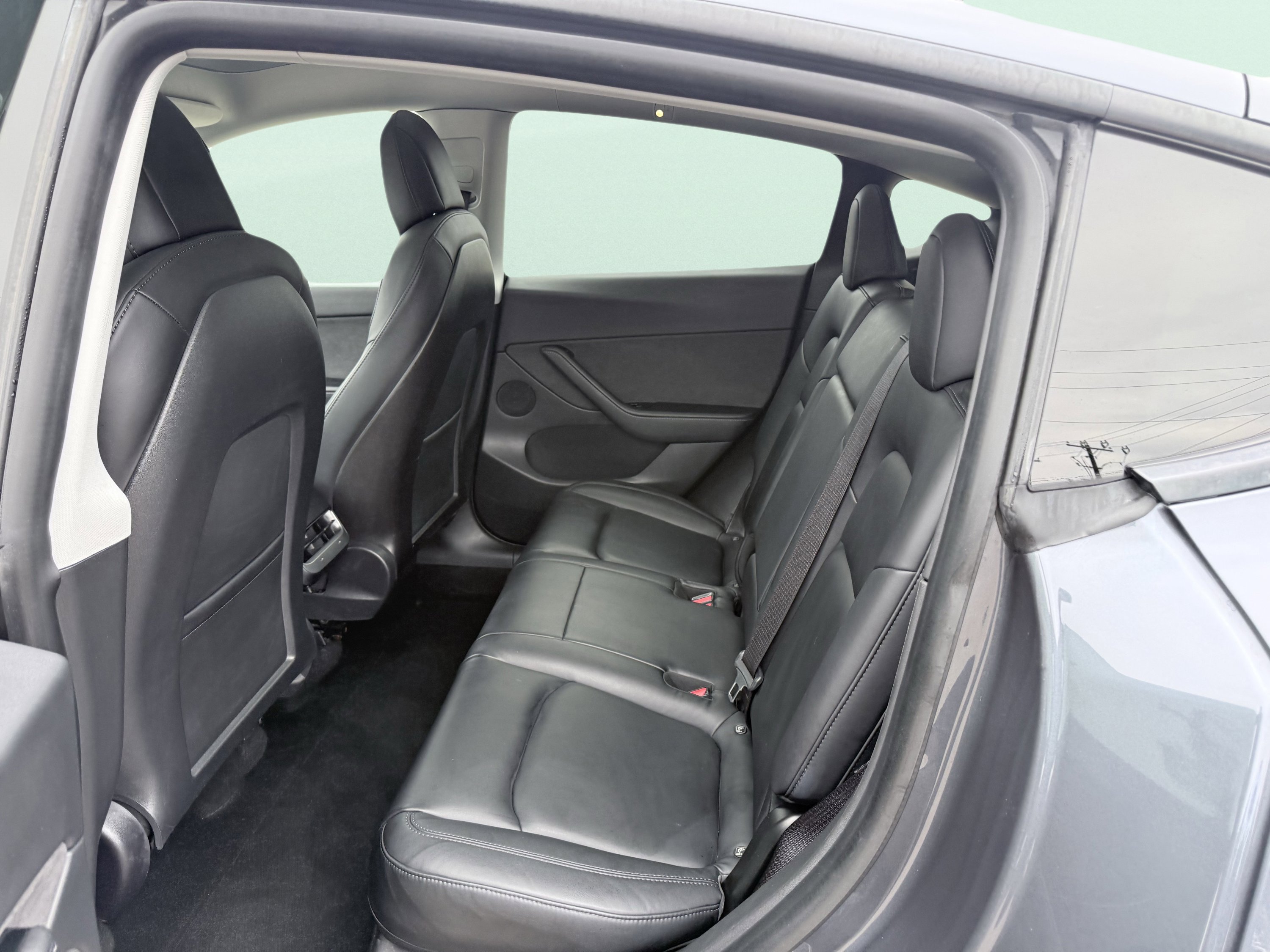 Used 2020 Tesla Model Y Performance image 36