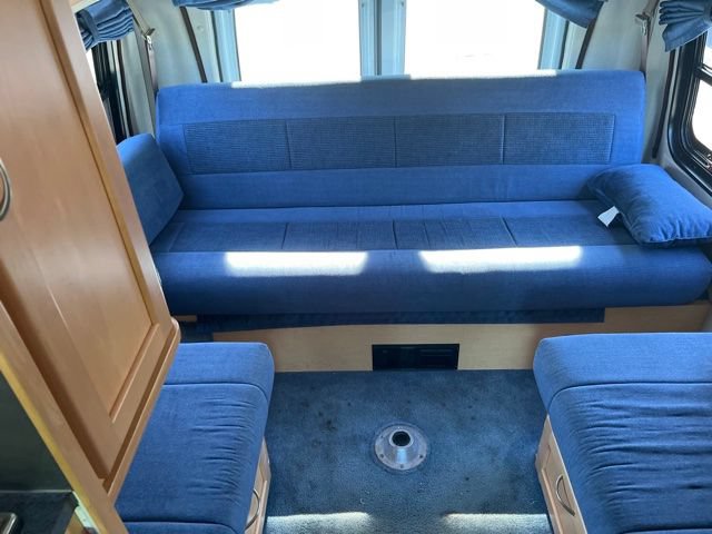 Used 2003 Ford E-350 and Econoline 350 Super Duty RWD image 6