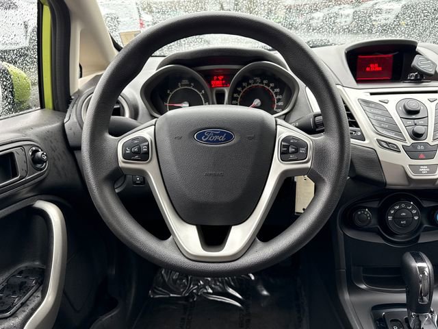 Used 2013 Ford Fiesta SE image 11