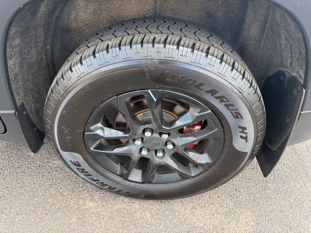 Used 2018 Chevrolet Traverse LT AWD/4WD image 13