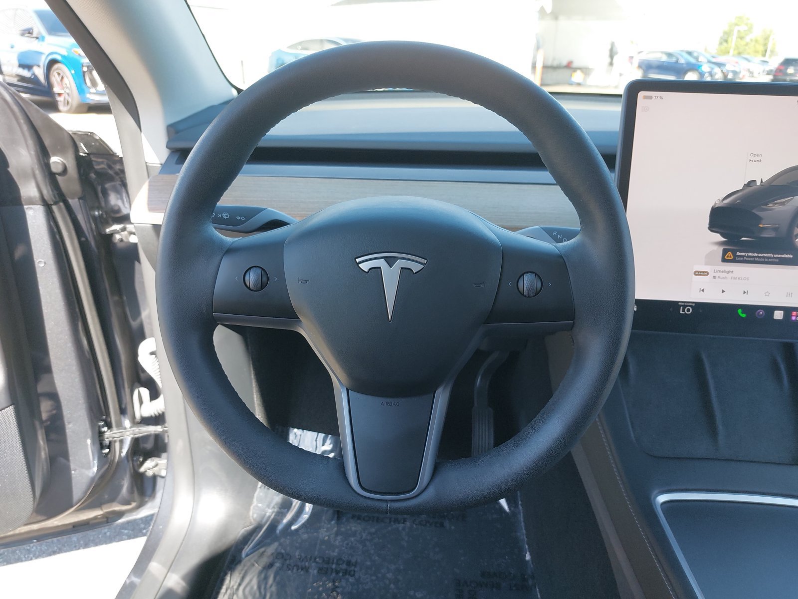 Used 2023 Tesla Model Y 2WD image 19