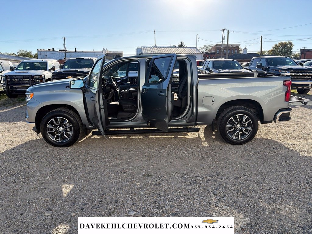 Used 2024 Chevrolet Silverado 1500 LT AWD/4WD image 27